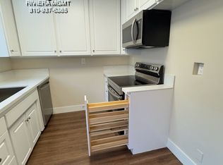 17210 Yukon Ave APT 4, Torrance, CA 90504