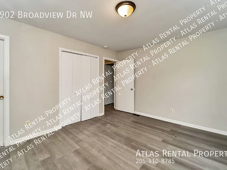 2902 Broadview Dr NW — Photo 15