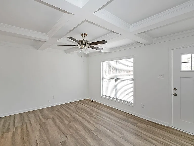 4970 Hiram Lithia Springs Rd — Photo 14