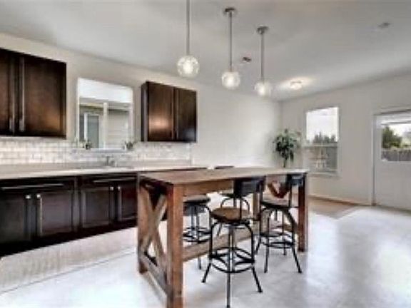 5th image of 9300 China Rose Dr