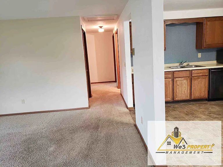 1366 Field Ct #1366 — Photo 8