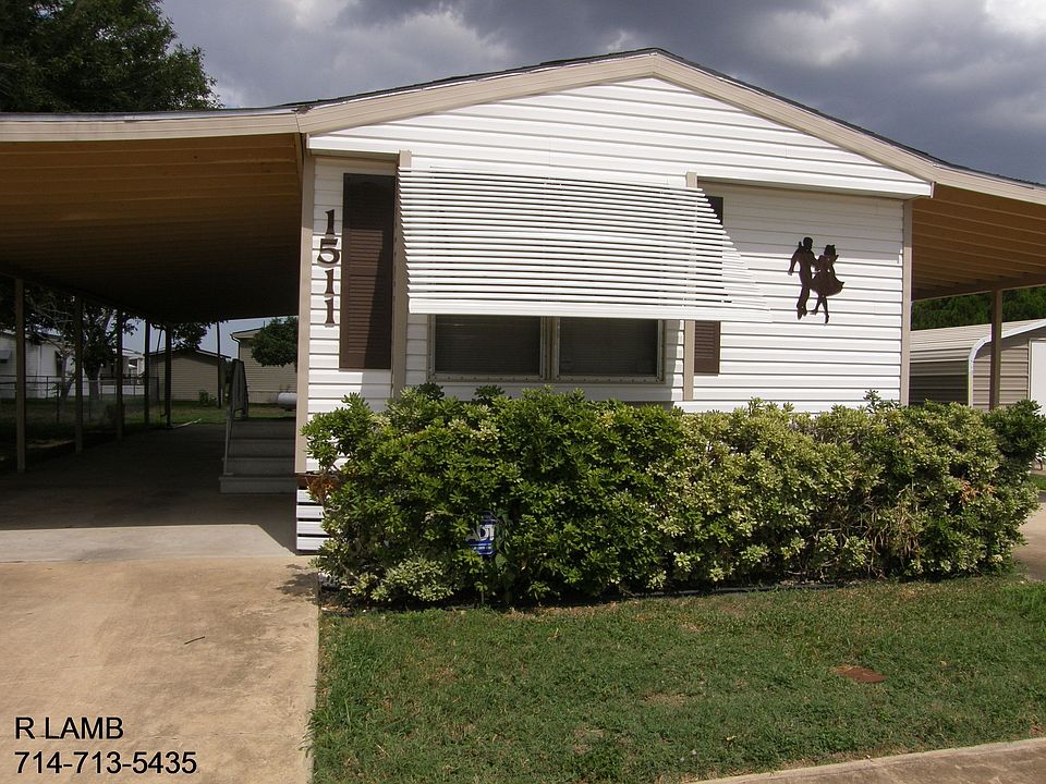 1st image of 1511 Bamboo Cir
