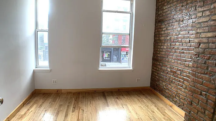 Rented by Nooklyn NYC LLC | media 26