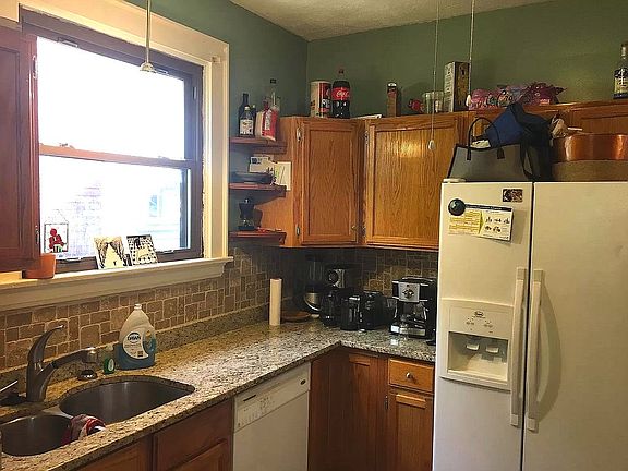 4th image of 639 Clemmer Ave