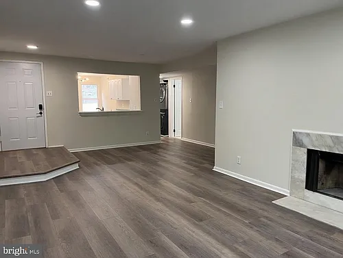 21 Pickering Ct #101 Photo 1