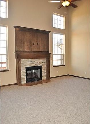 Home for Sale in Edmond, Oklahoma $287,900