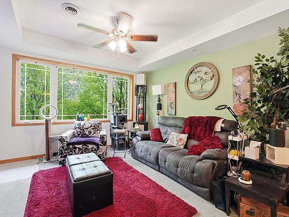 5th image of 3001 Stratton Way #206
