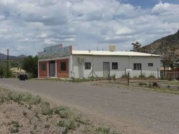 420 N Railroad St, Bayard, NM 88023