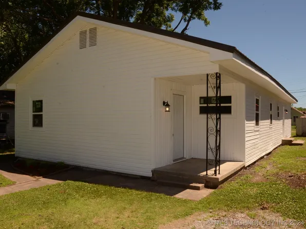 211 W Cedar Ave, Barnsdall, OK 74002