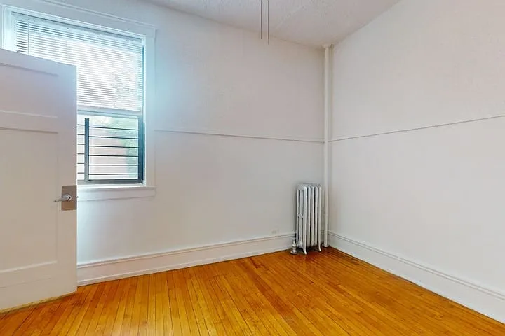 5474-5480 S. Hyde Park Boulevard — Photo 47