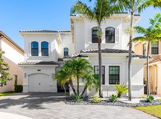 16202 Cabernet Dr, Delray Beach, FL 33446