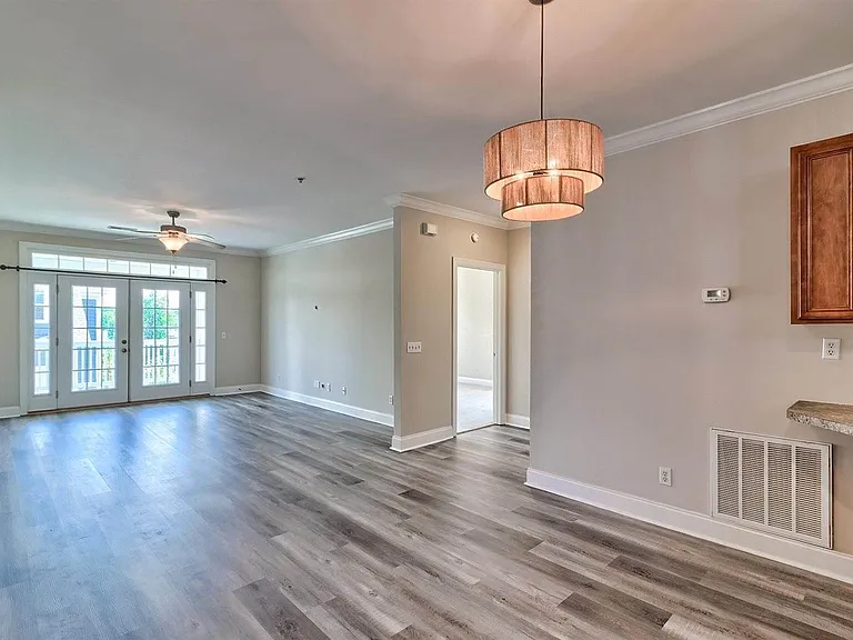 118 Sandlapper Way #2B — Photo 24