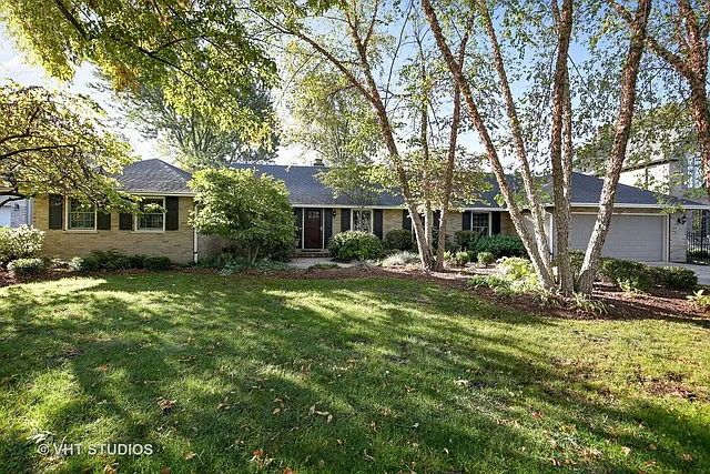 25W707 Durfee Rd photo 1