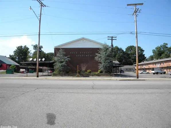 1104 E Race Ave, Searcy, AR 72143