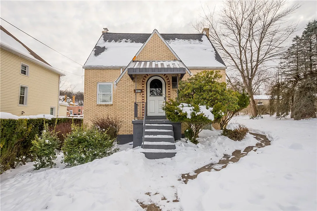 1613 Clarkton St photo 1