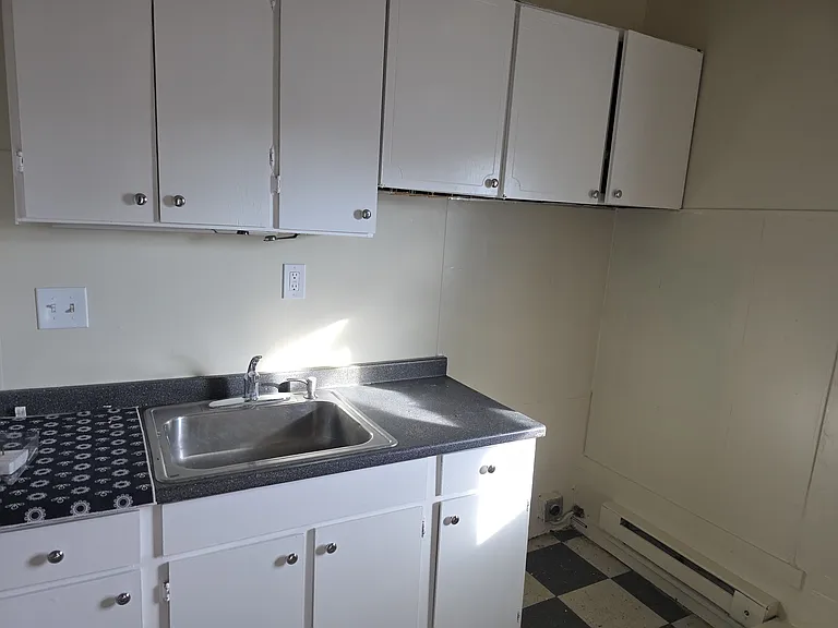 769 Beechwood Ave #2 — Photo 20