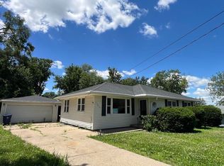 7218 Maryland Dr, Urbandale, IA 50322
