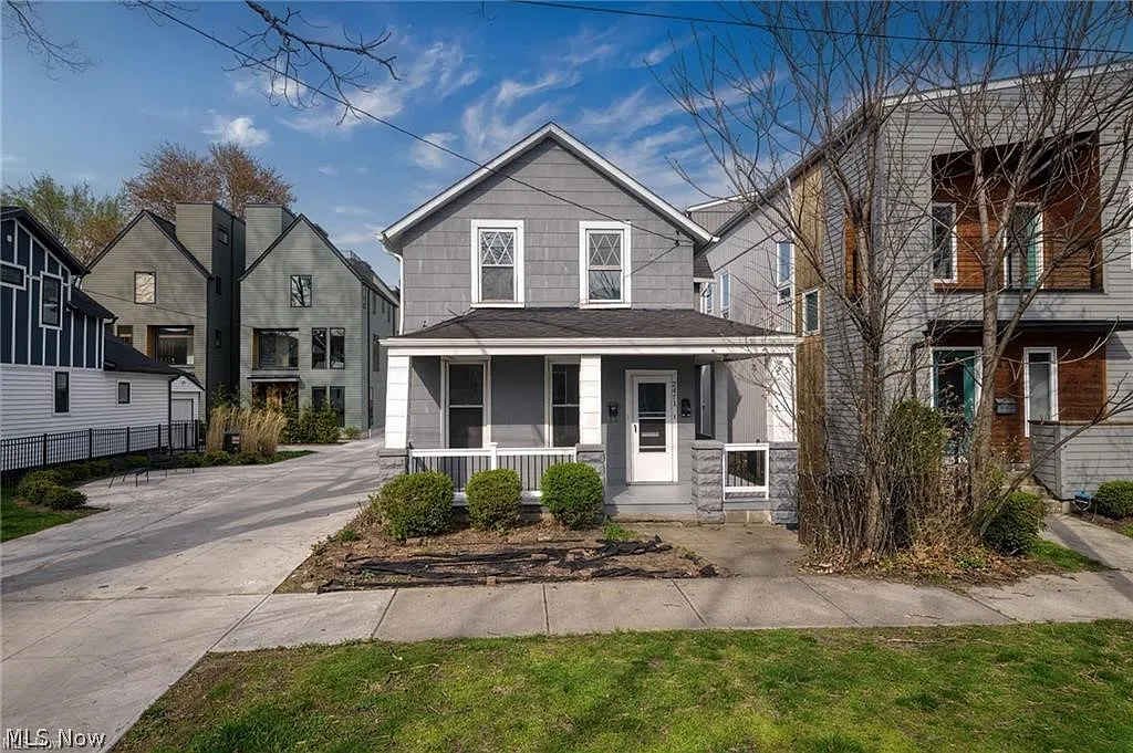 2 bed, $1,795 — Photo 1
