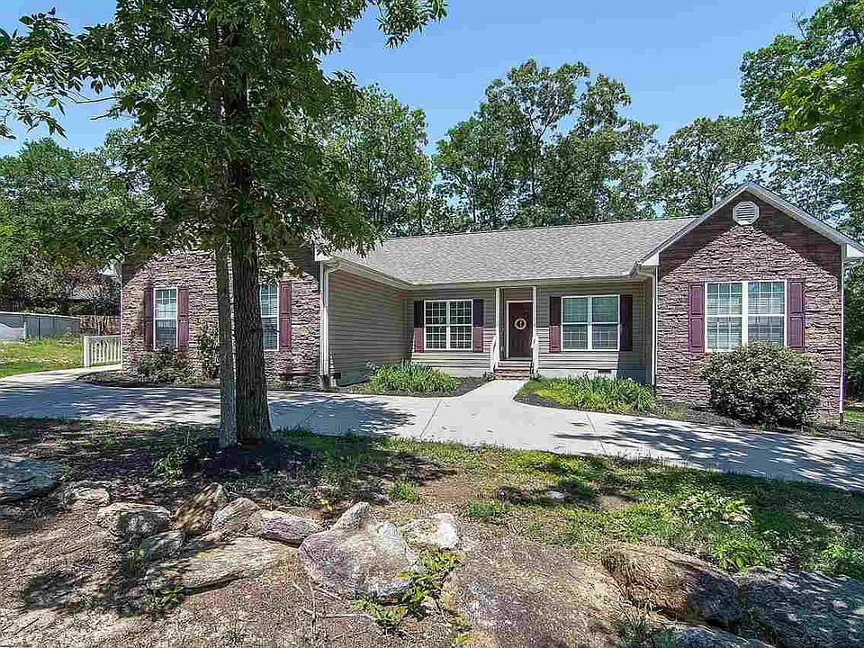 1st image of 301 Bramco Dr
