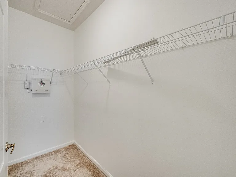 733 Ventura Dr — Photo 23