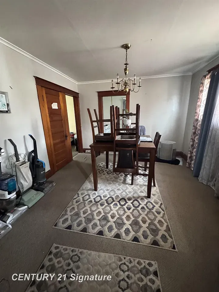3 bed, 1232 sqft, $1,300 — Photo 4