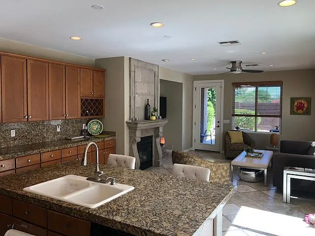 Kitchen Family Room