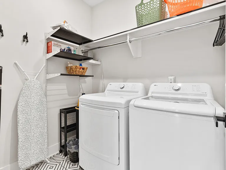 519B Weakley Ave — Photo 31