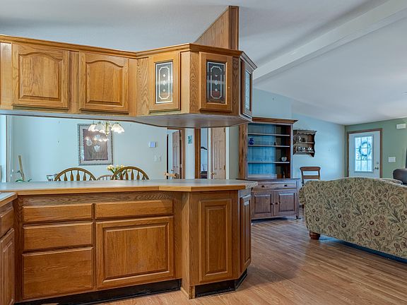 5th image of 48 Constitution Way