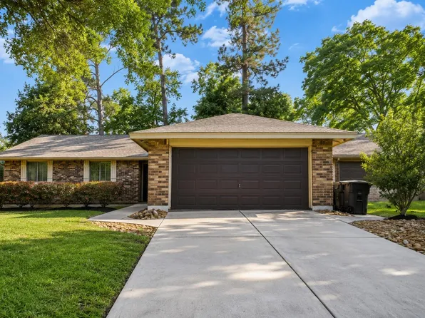 5114 Enchanted Timbers Dr, Humble, TX 77346