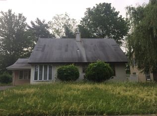 34 Botany Cir, Willingboro, NJ 08046