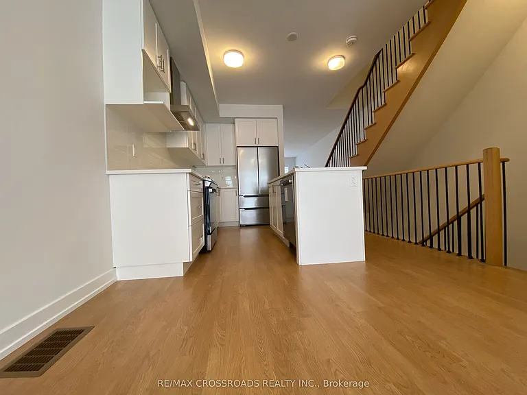 68 Stauffer Cres — Photo 26