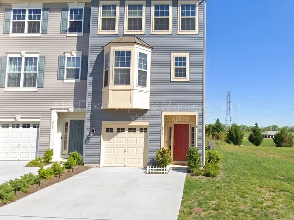 2401 Copa Ct, Fredericksburg, VA 22408