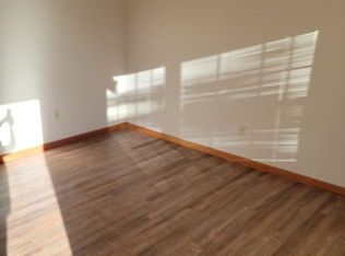 436 Meadow Dr APT 3, Troy, IL 62294