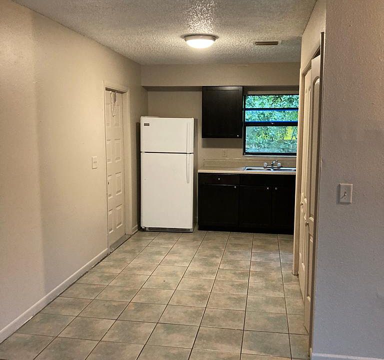 1st image of 9415 N 13th St APT A