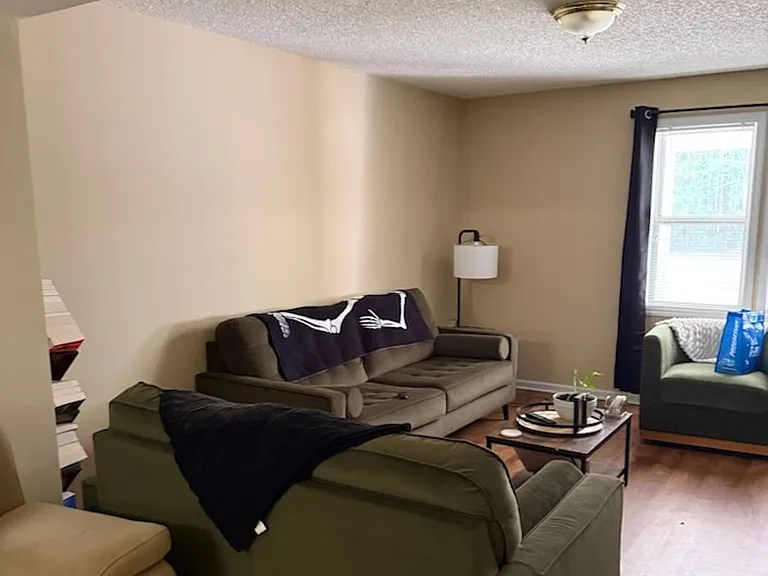 281 Marshbanks St — Photo 19