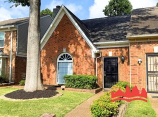1681 Smokehouse Dr, Cordova, TN 38016