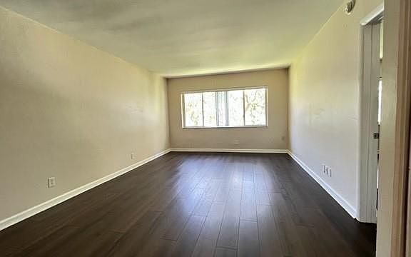 3rd image of 251 SE 6th Ave APT 12