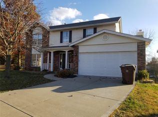 3 Country Manor Ct, Saint Peters, MO 63376