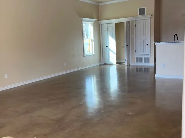 215 W Dunn Ave, 215 W Dunn Ave #B, Killeen, TX 76541