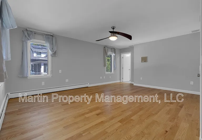 52 Rayburn Rd — Photo 12