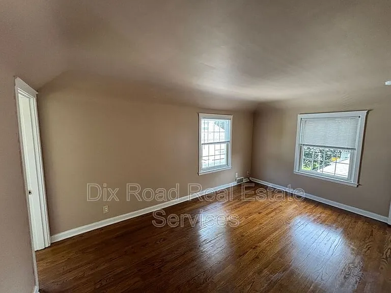 502 N Dick Ave — Photo 23