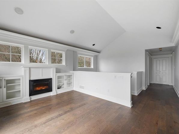 5 bedroom rental in West Vancouver — photo 14
