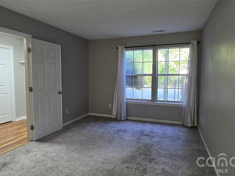 6039 Gray Gate Ln #B — Photo 14