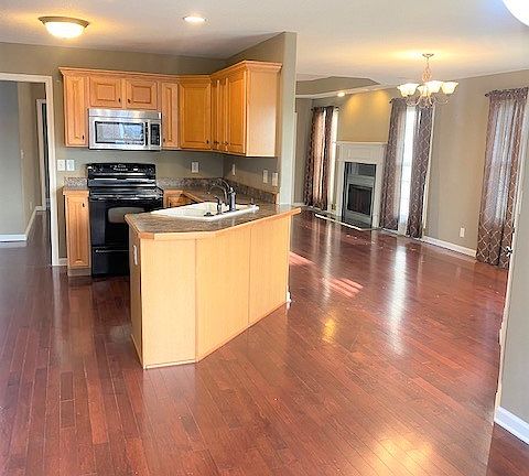5th image of 1180 Meadow Knoll Ln