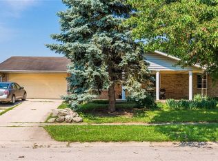 16 Marty Ln, West Alexandria, OH 45381