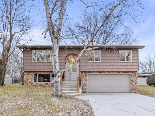 813 S Gilman Ave, Litchfield, MN 55355