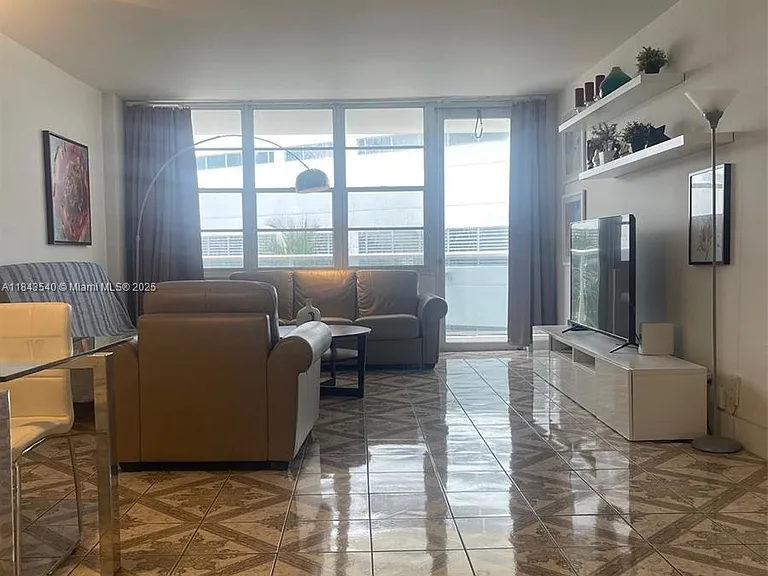 3725 S Ocean Dr #415 — Photo 8