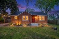 photo property thumbnail