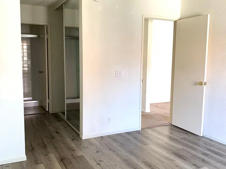 10858 Aderman Ave #160 — Photo 8