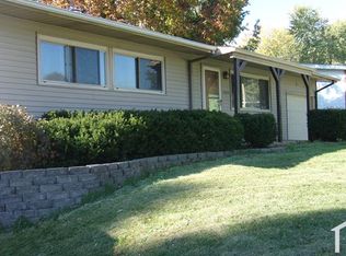 10323 Janson Dr, Saint Louis, MO 63136
